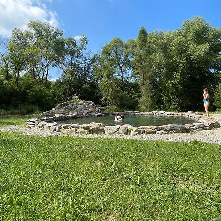 Holiday Home Holiday Raj Besenova Bagian luar foto