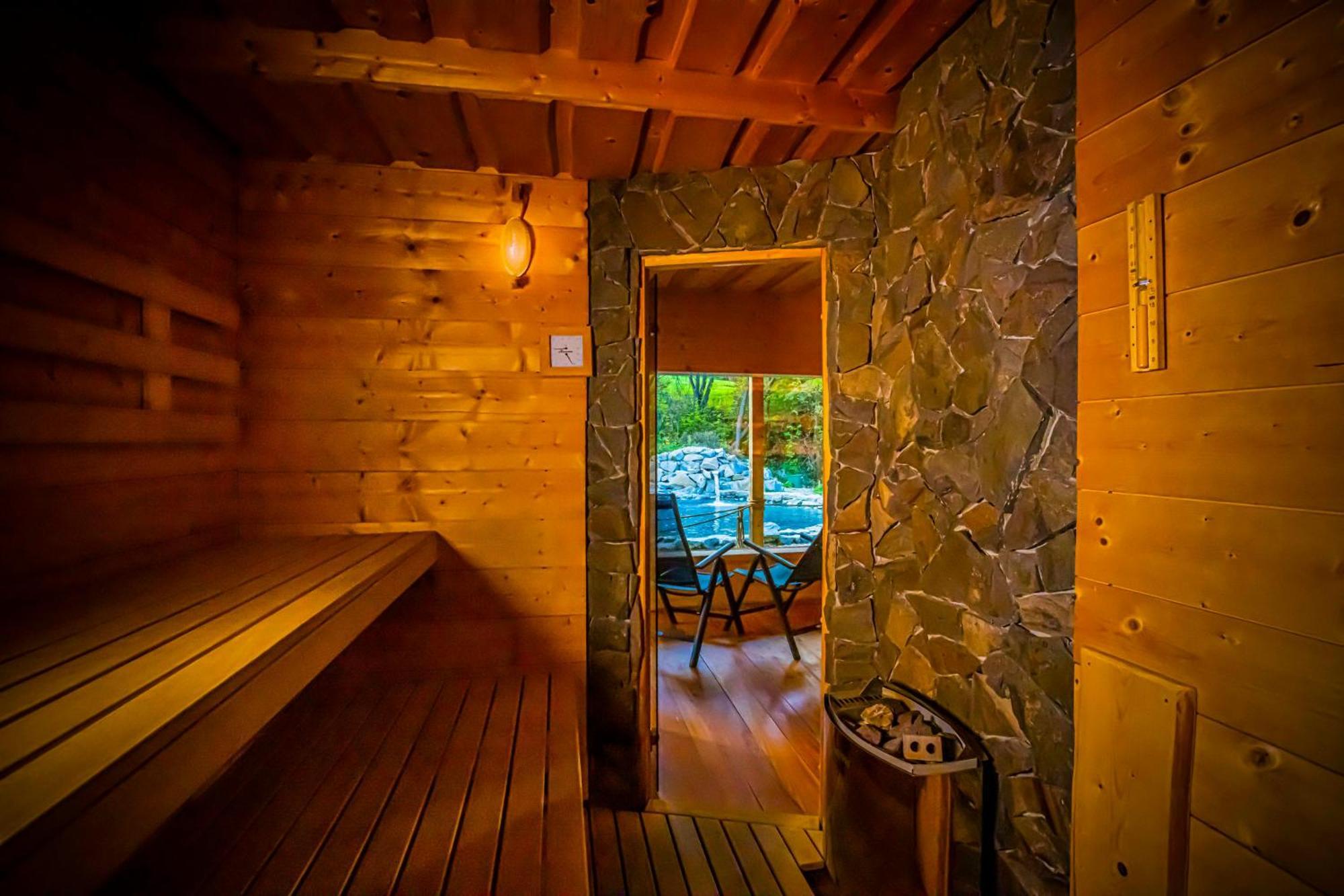 Holiday Home Holiday Raj Besenova Bagian luar foto
