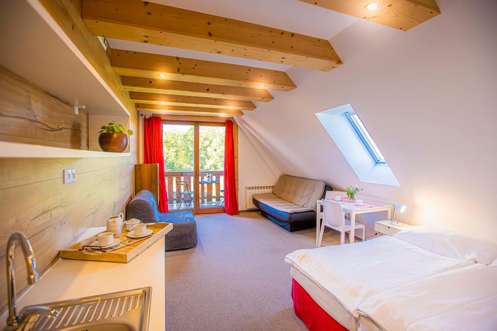 Holiday Home Holiday Raj Besenova Bagian luar foto